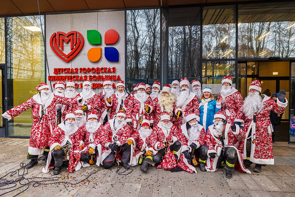 Почти 8 тысяч подарков ждут маленьких пациентов столичных больниц