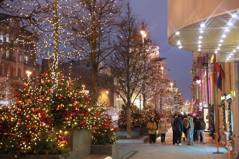 Какие сувениры и подарки можно купить на столичных новогодних ярмарках