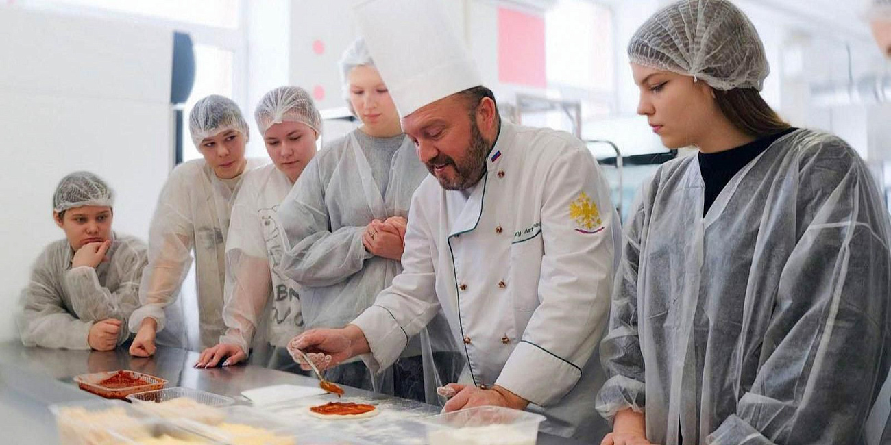 Московские учащиеся смогут получить профессии еще до окончания школы
